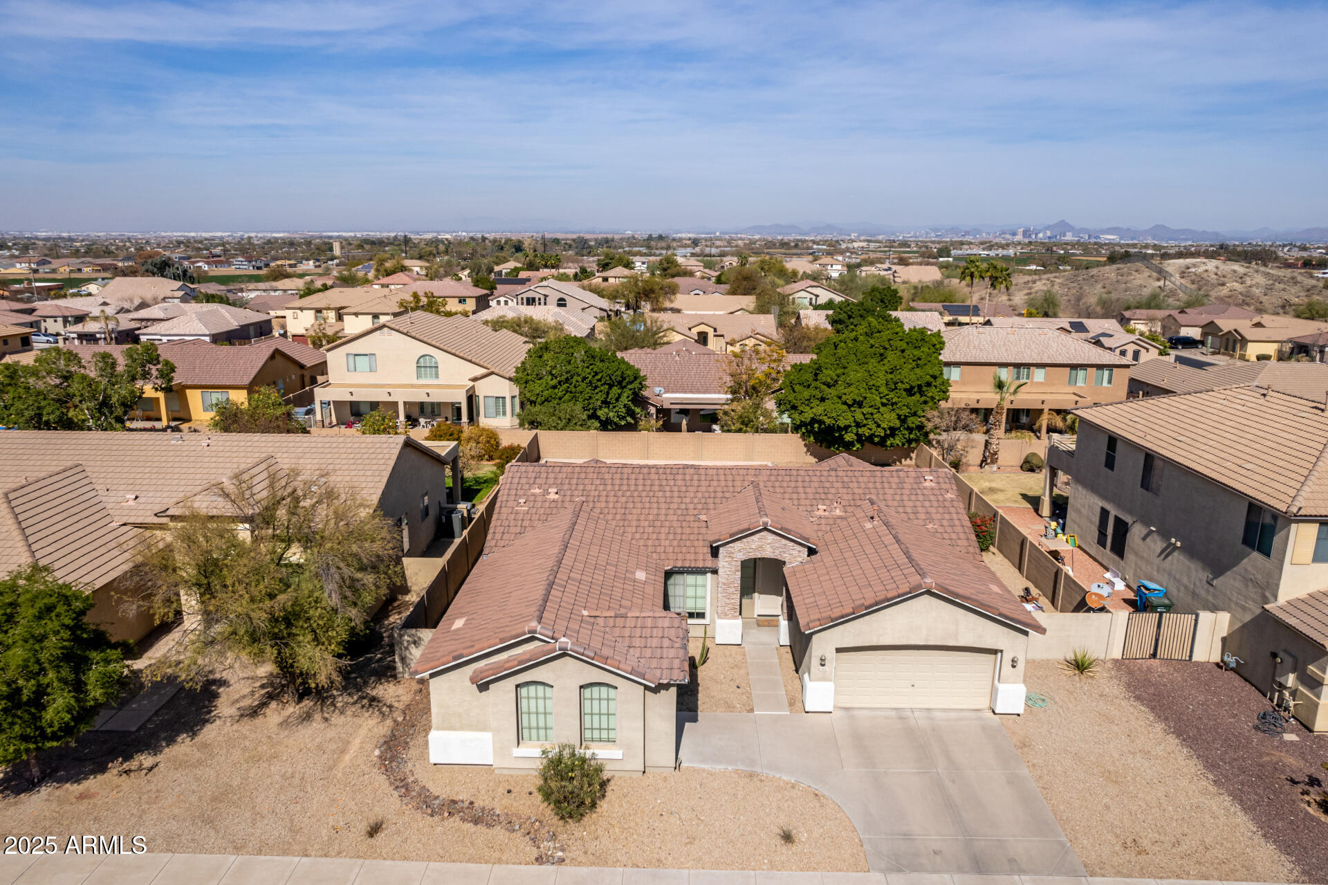 2612 West Summerside Road Phoenix, AZ 85041 - Photo 35 of 41 39 - Summerside