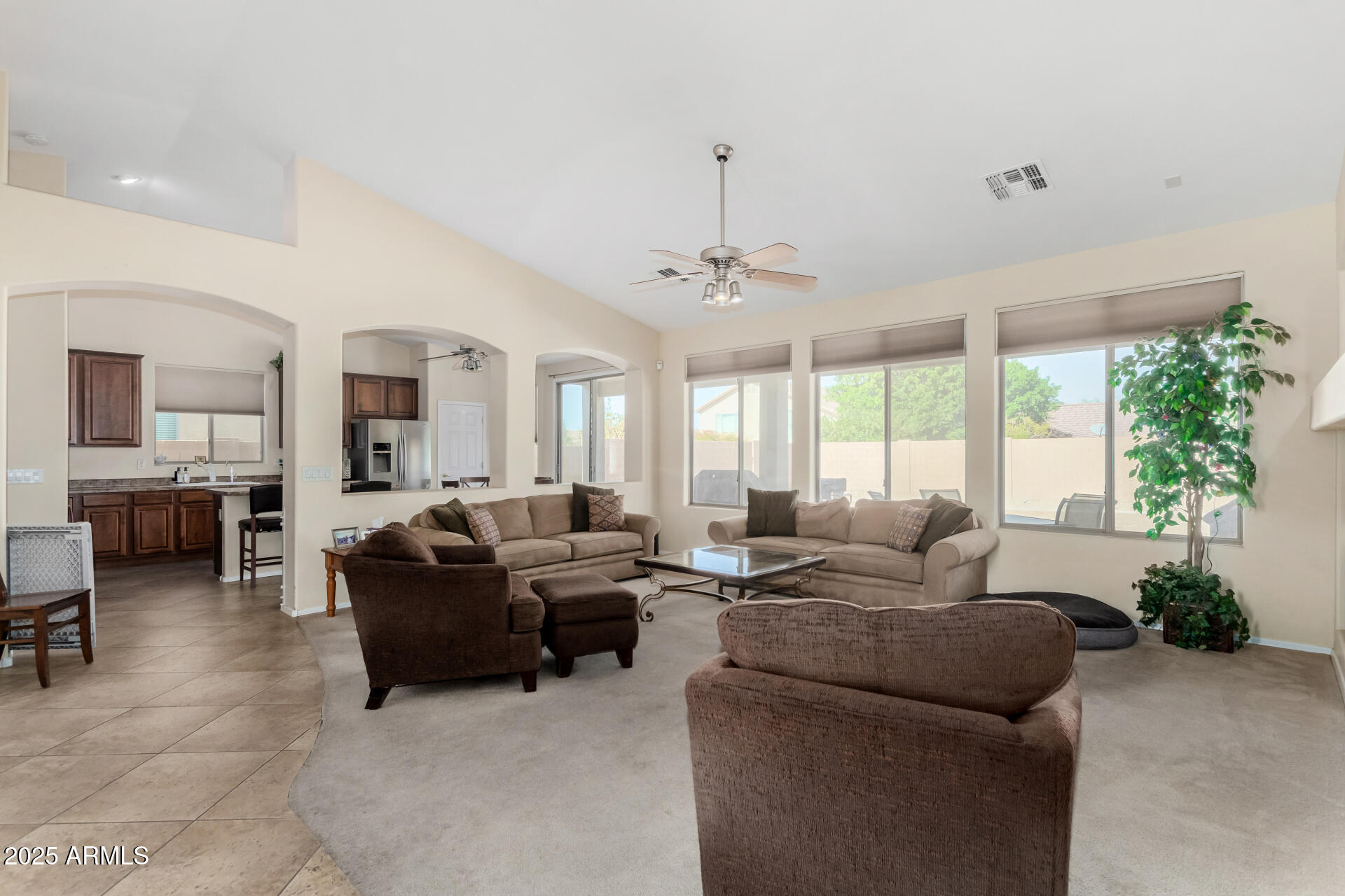 2612 West Summerside Road Phoenix, AZ 85041 - Photo 8 of 41 11 - Summerside