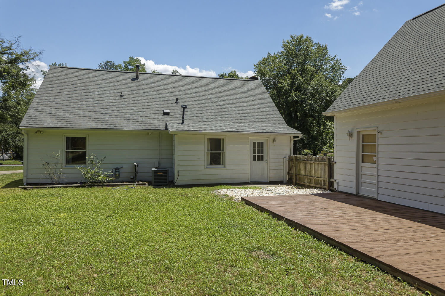 902 Buckhorn Road Garner, NC 27529 - Photo 37 of 38 038