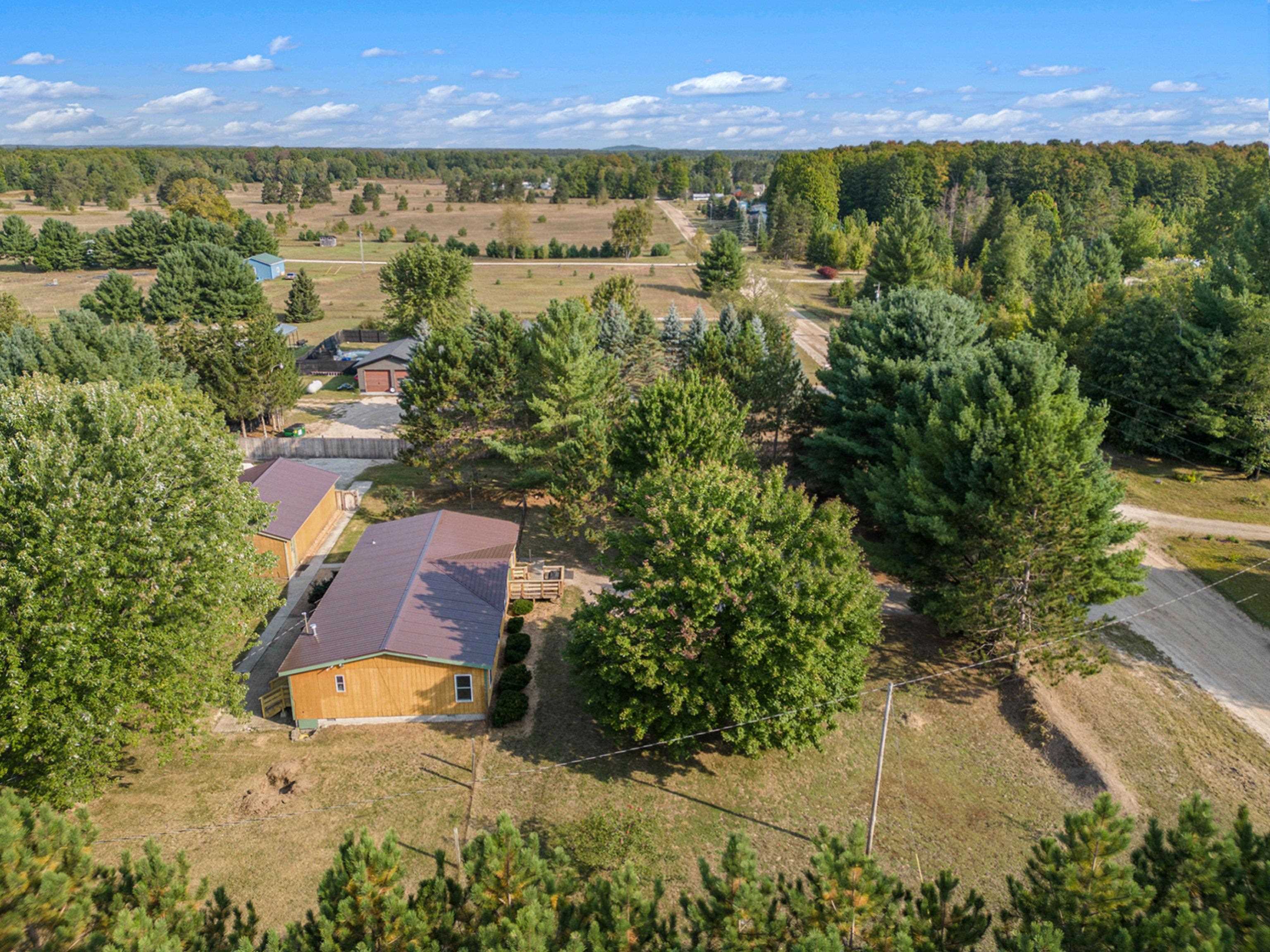 1410 North Lamb Road Interlochen, MI 49643 - Photo 26 of 43 Gallery Image 26
