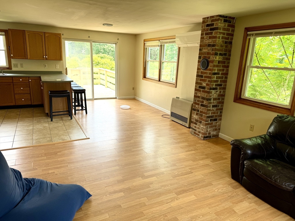 559 Pulpit Hill Road Amherst, MA 01002 - Photo 6 of 35