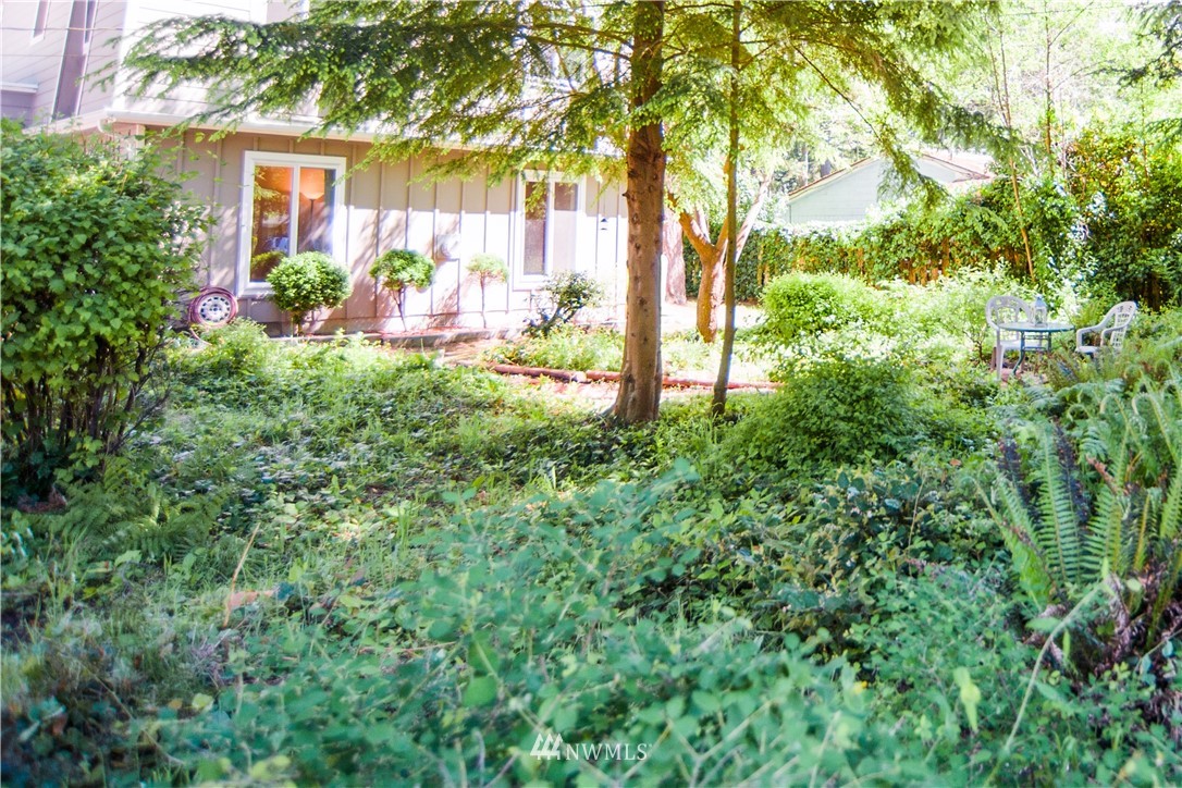 1932 Island View Road Oak Harbor, WA 98277 - Photo 16 of 22 Gallery Image 16