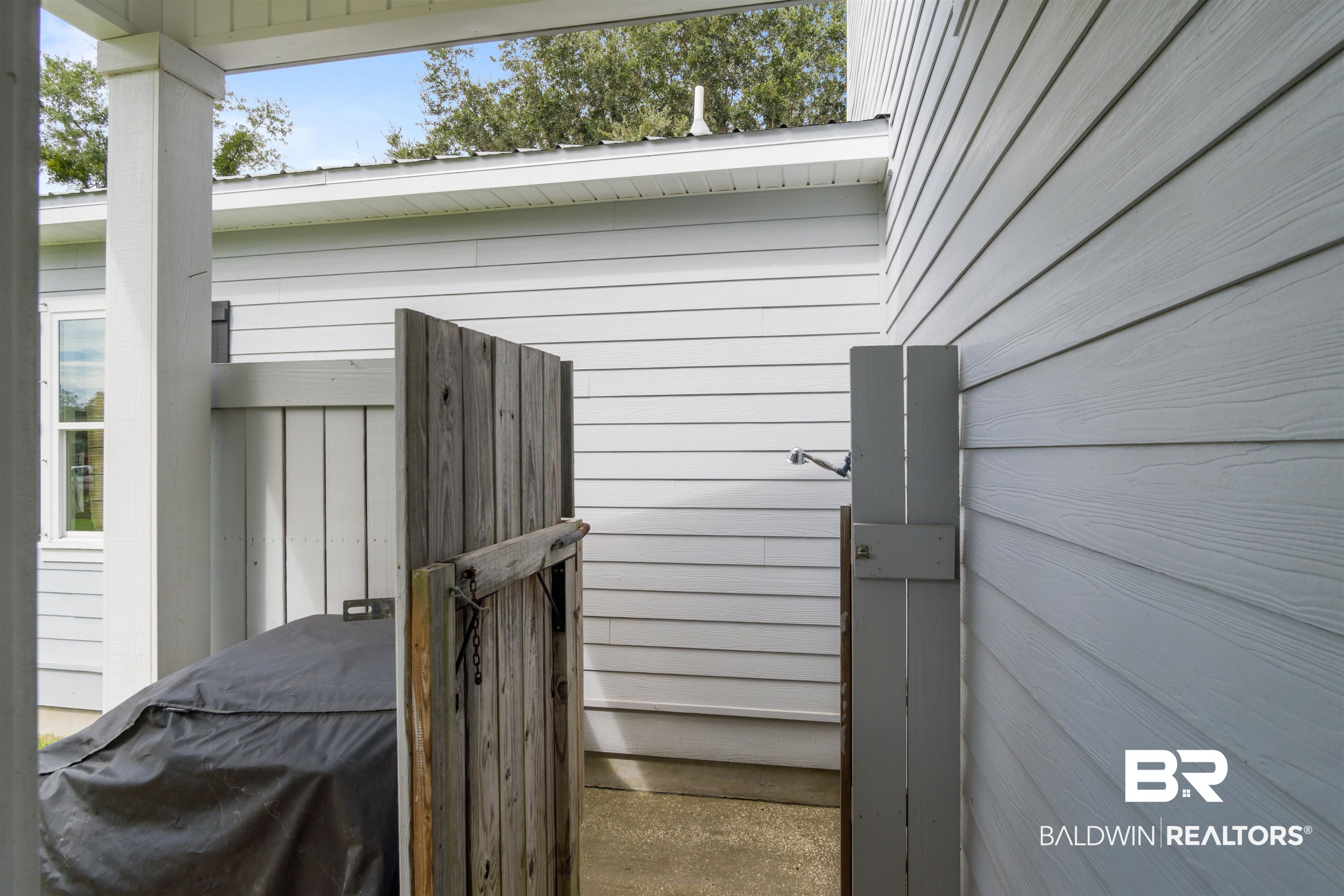 25727 Dawson Road Loxley, AL 36551 - Photo 34 of 40 Outdoor Shower