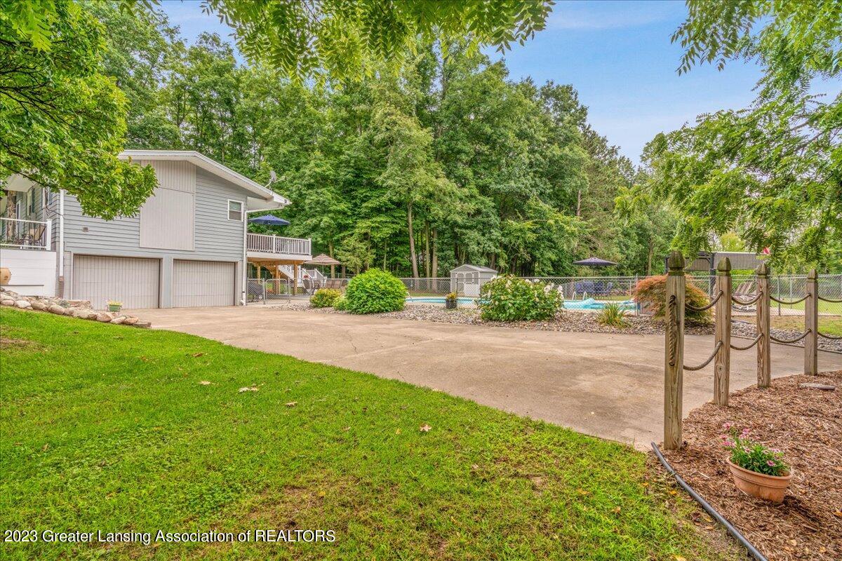 2406 East Herbison Road Bath, MI 48808 - Photo 41 of 63 34-Media Jett-23