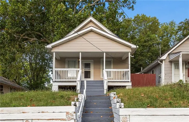 $139,500 | 3038 North 20th Street, Kansas City, KS 66104