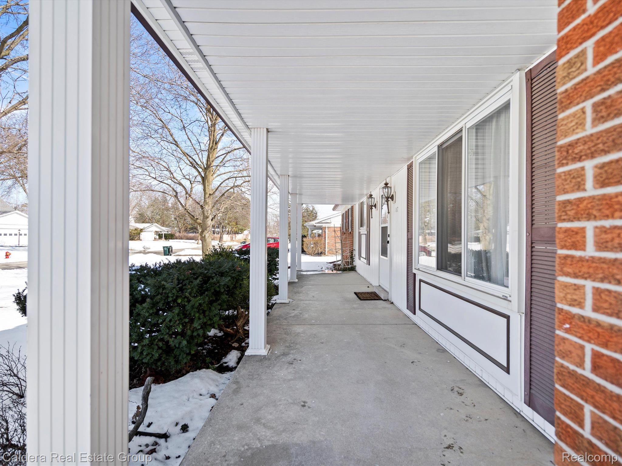 87 Carter Avenue Troy, MI 48098 - Photo 4 of 29