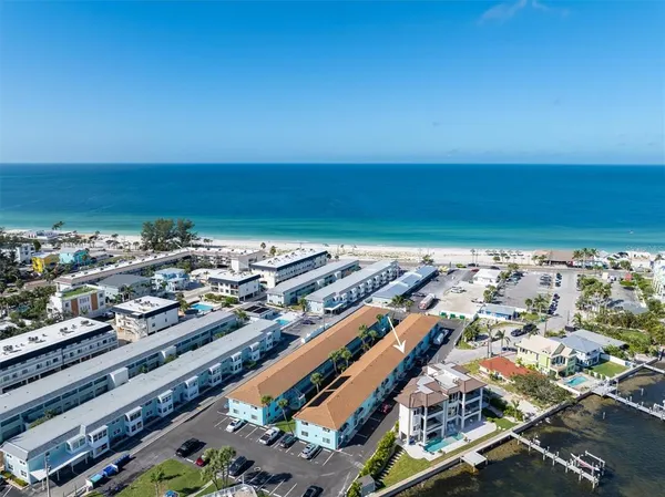 $389,900 | 117 7th Street North, Unit 35, Bradenton Beach, FL 34217