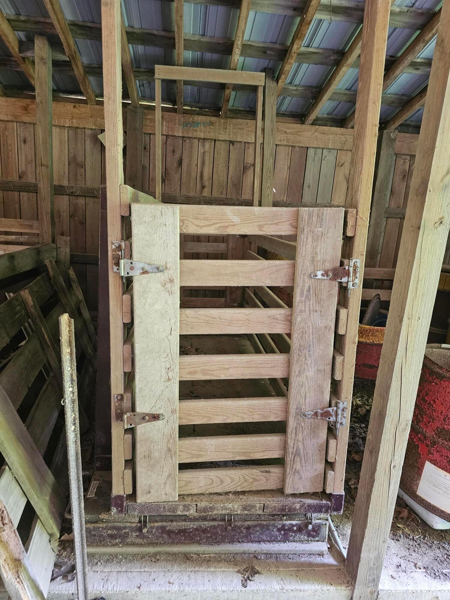 32215 Carpenter Road McArthur, OH 45651 - Photo 5 of 6 livestock scale