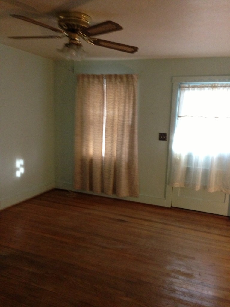 2406 Kessler Road Northeast Roanoke, VA 24012 - Photo 12 of 14 Inside
