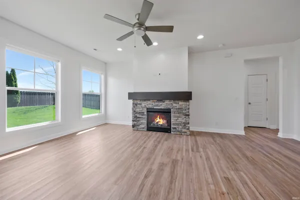 $419,000 | 9245 Baldwin Drive, Evansville, IN 47725