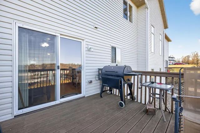 $230,000 | 746 Baylee Place Southwest, Pine Island, MN 55963