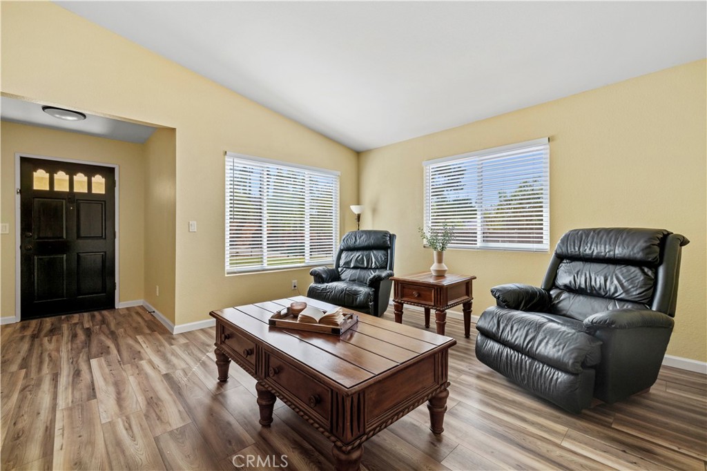 33533 Santiago Road Acton, CA 93510 - Photo 5 of 36 a living room with furniture and a window