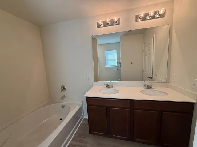 $1,950 | 6016 Anchors Landing Pass, Fort Worth, TX 76179