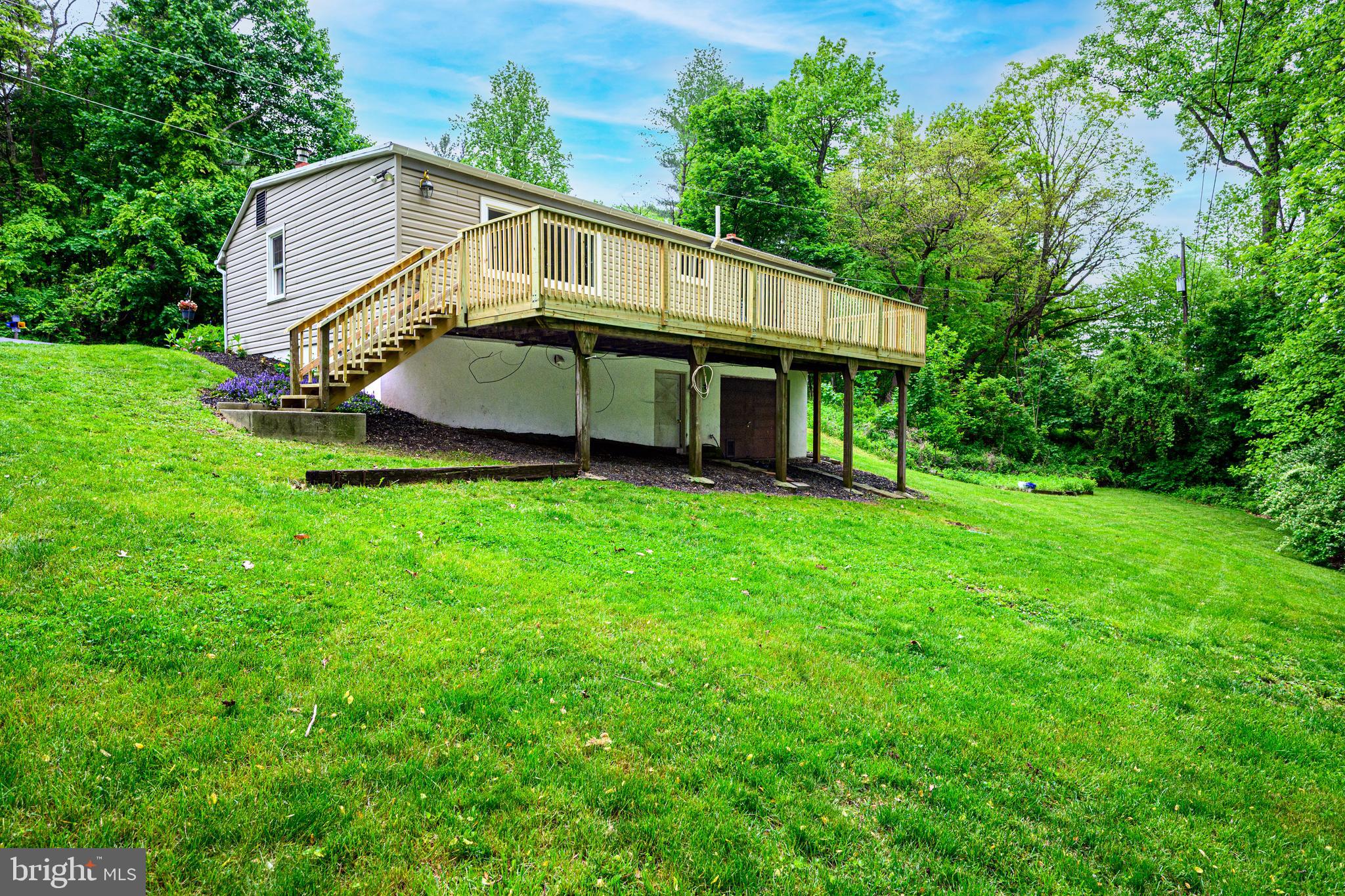 113 Blimline Road Reading, PA 19608 - Photo 5 of 40