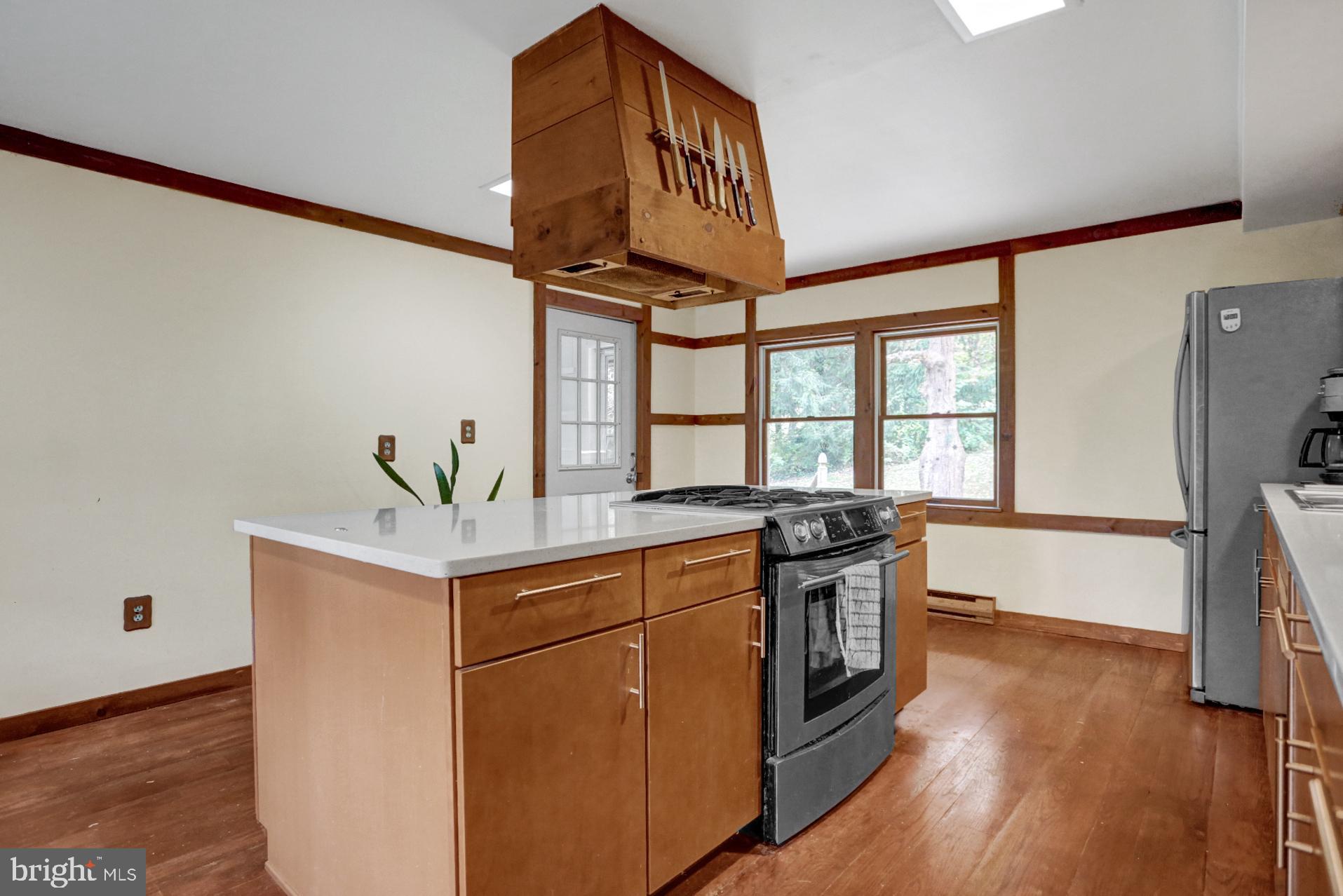 482 Bulltown Road Elverson, PA 19520 - Photo 17 of 37 Kitchen