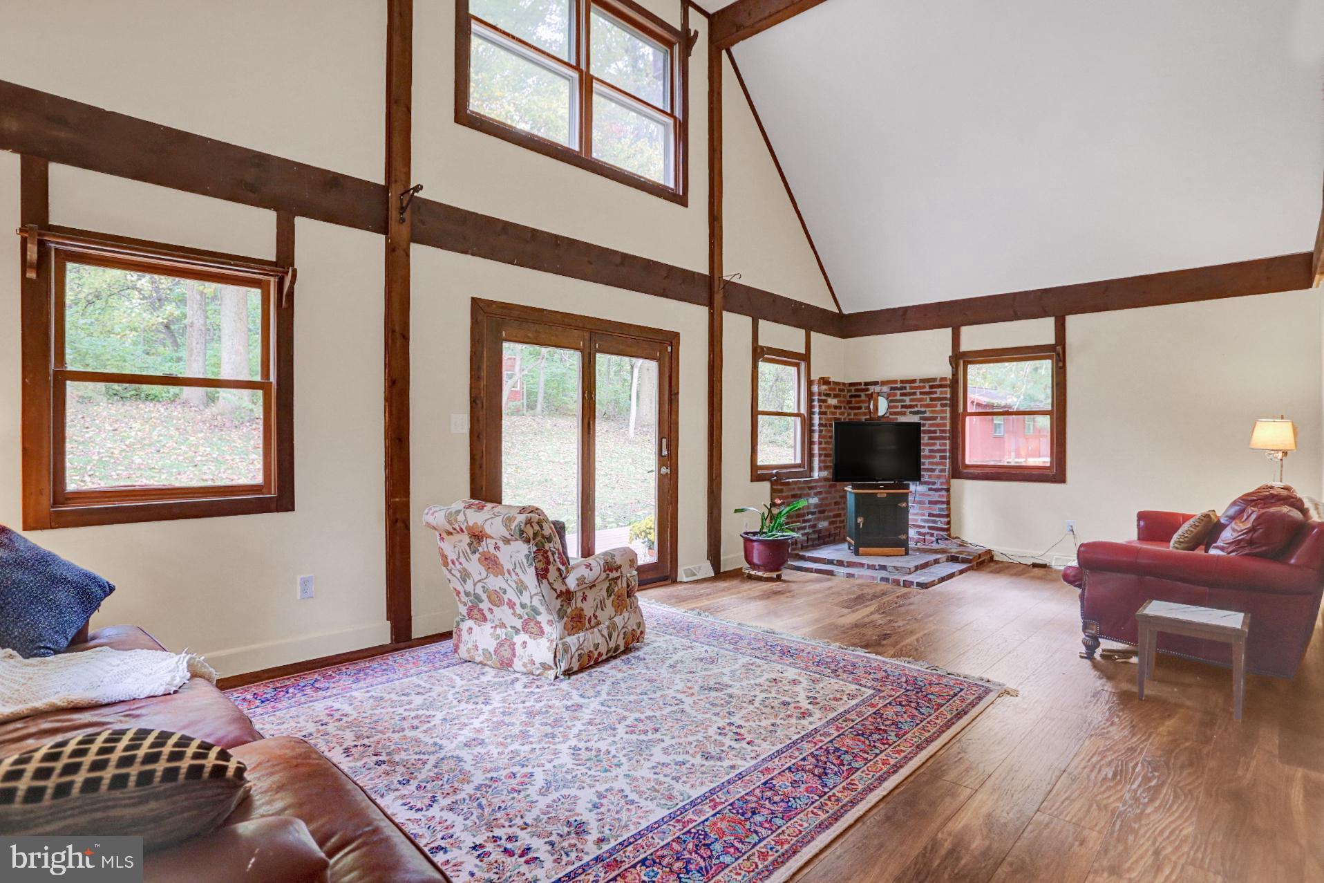 482 Bulltown Road Elverson, PA 19520 - Photo 6 of 37 Vaulted ceiling in living room