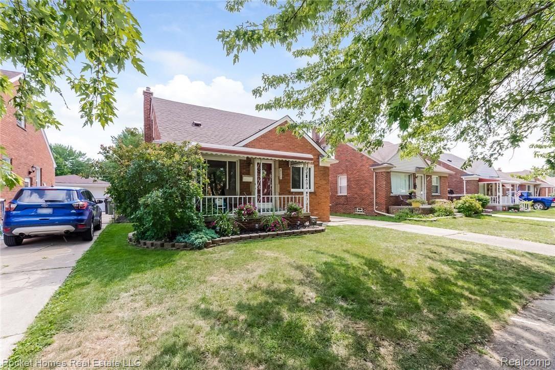 9333 Rosedale Boulevard Allen Park, MI 48101 - Photo 2 of 28 001-photo-front-view-6156939.jpg