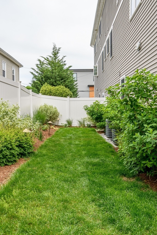 43 Hall Street, Unit 1 Waltham, MA 02453 - Photo 29 of 30