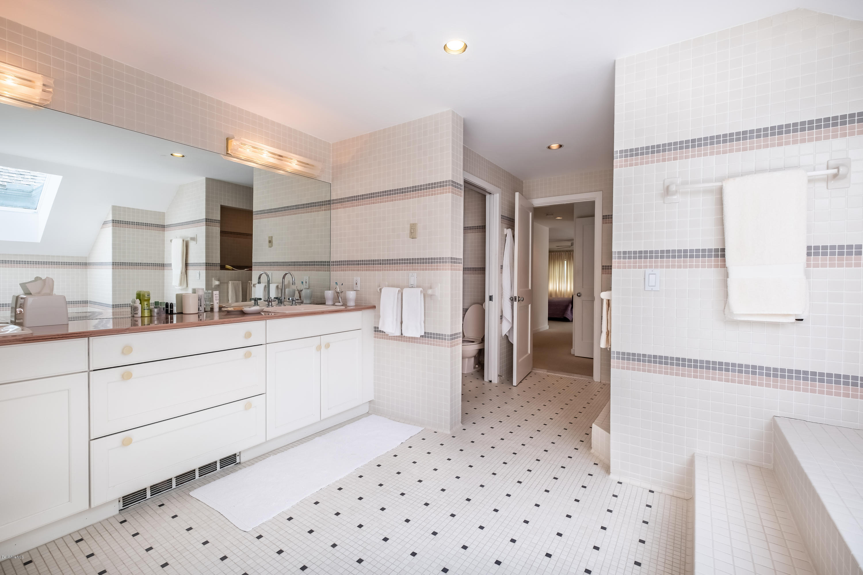 146 Ide Road Williamstown, MA 01267 - Photo 25 of 37 146-Ide-Full-31