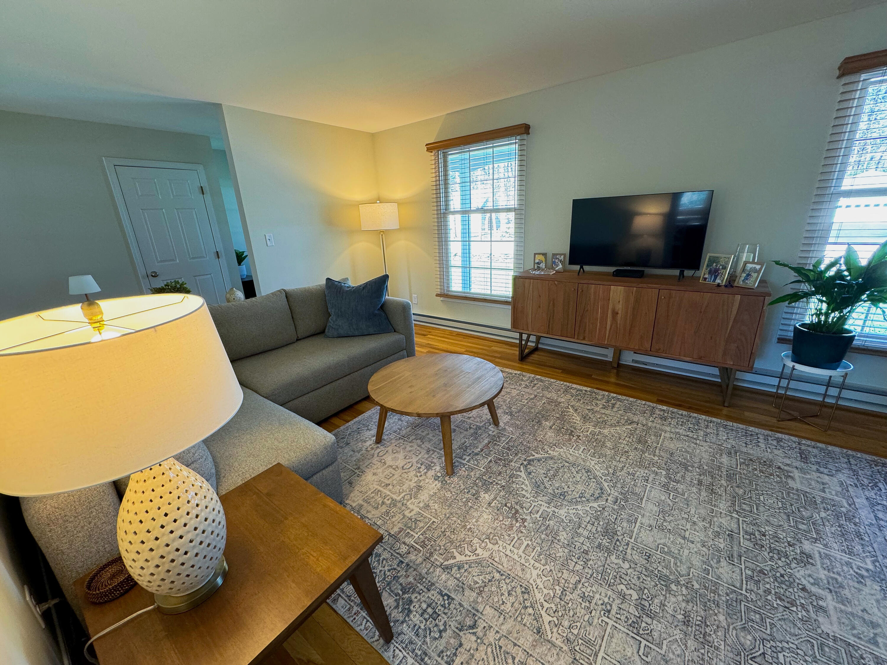 17 Oak Bluff Road Kennebunk, ME 04043 - Photo 29 of 50 Living Room