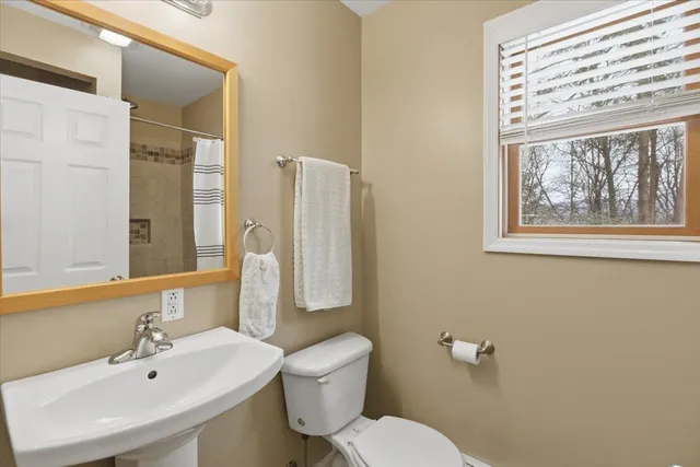 $299,900 | 318 Chester Knoll Drive, Bennington, VT 05201