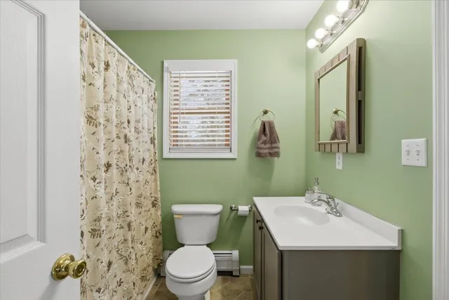 $299,900 | 318 Chester Knoll Drive, Bennington, VT 05201