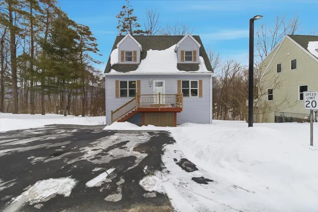 $299,900 | 318 Chester Knoll Drive, Bennington, VT 05201