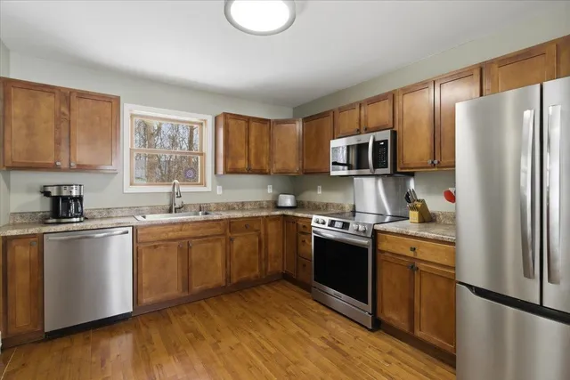 $299,900 | 318 Chester Knoll Drive, Bennington, VT 05201