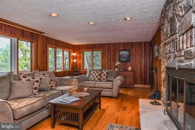 $949,900 | 90 Bethesda Trail, Swanton, MD 21561