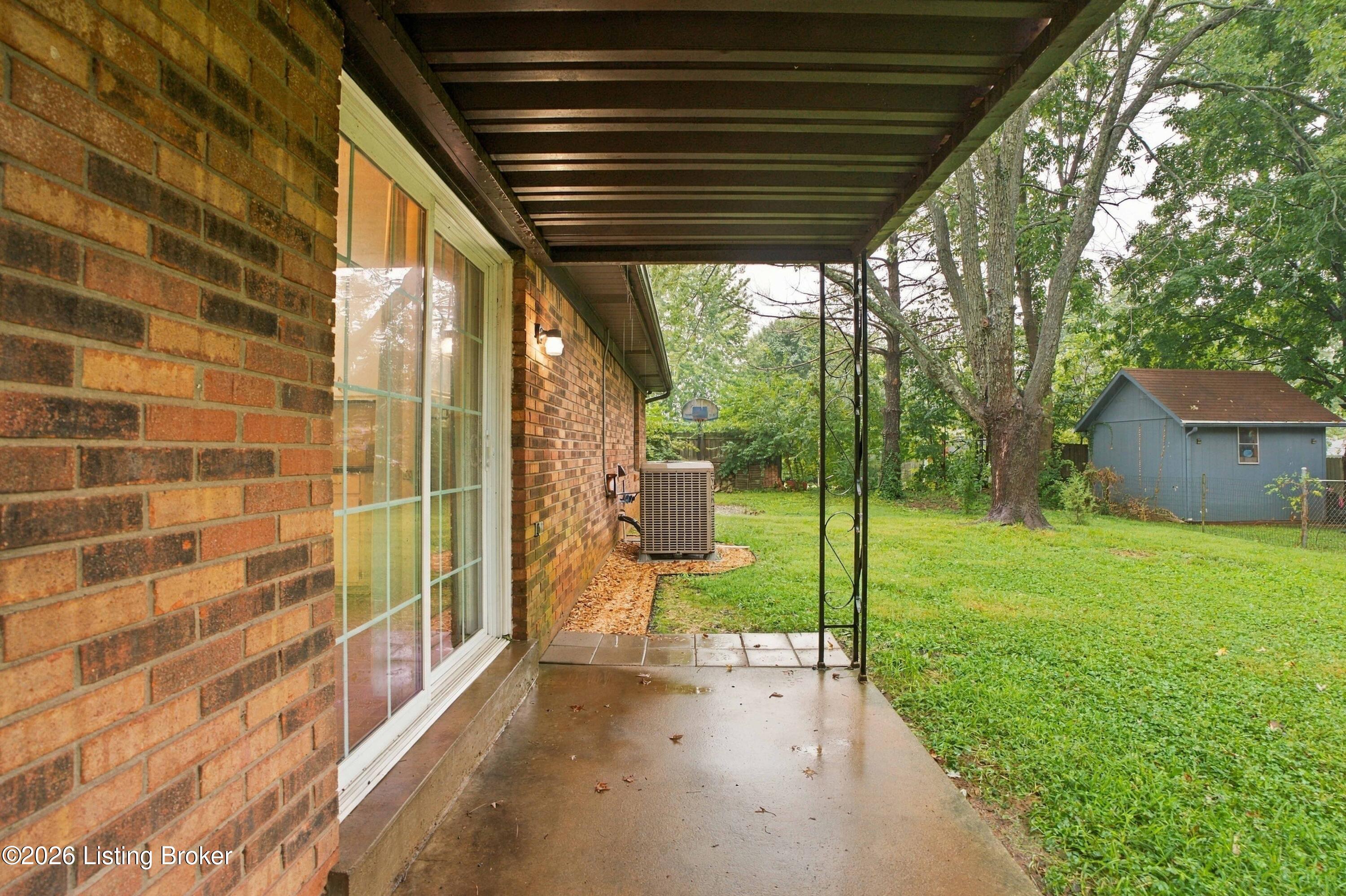 1196 Flatlick Road Mount Washington, KY 40047 - Photo 24 of 31 Patio