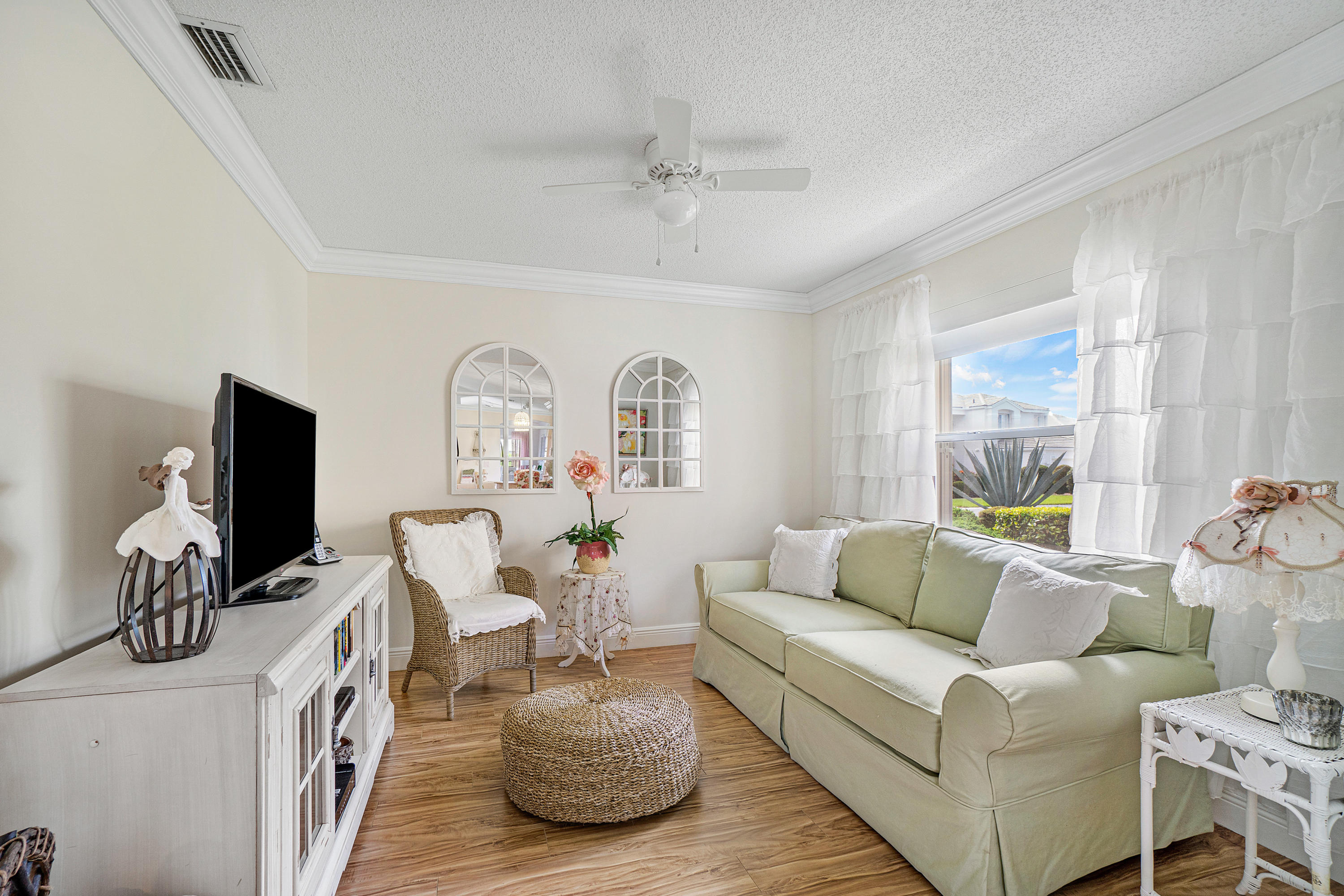 23291 Feather Palm Court Boca Raton, FL 33433 - Photo 5 of 34 Den