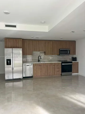 $2,750 | 14561 Southwest 261st Terrace, Unit 1, Homestead, FL 33032