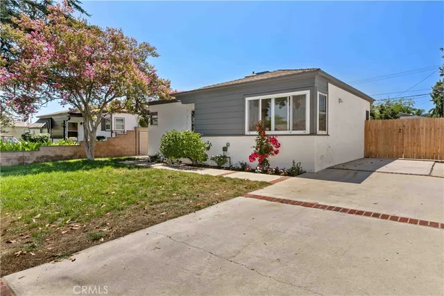 front view of house with a yard