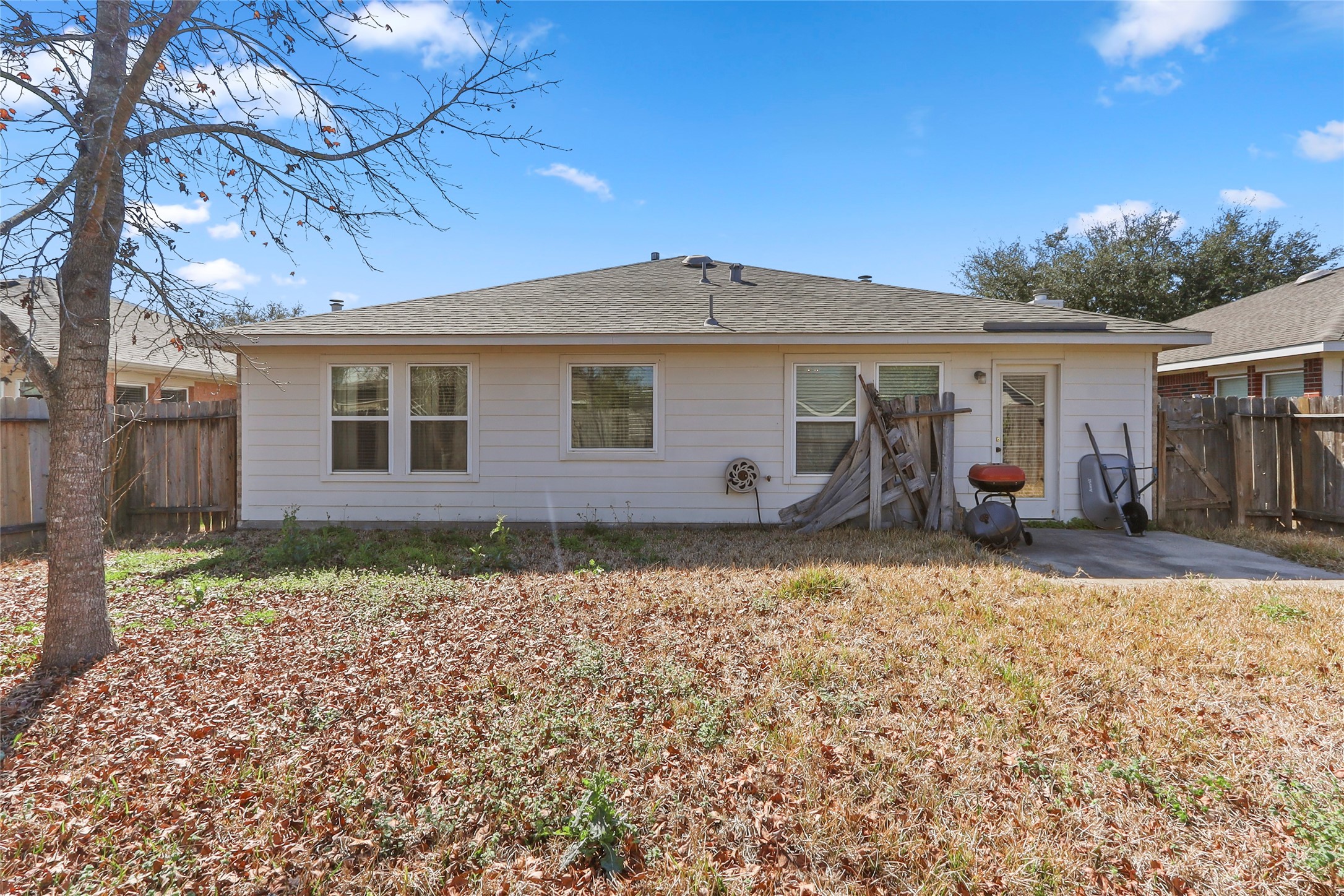 13006 Arden Ridge Lane Houston, TX 77014 - Photo 11 of 11 a front view of a house with garden