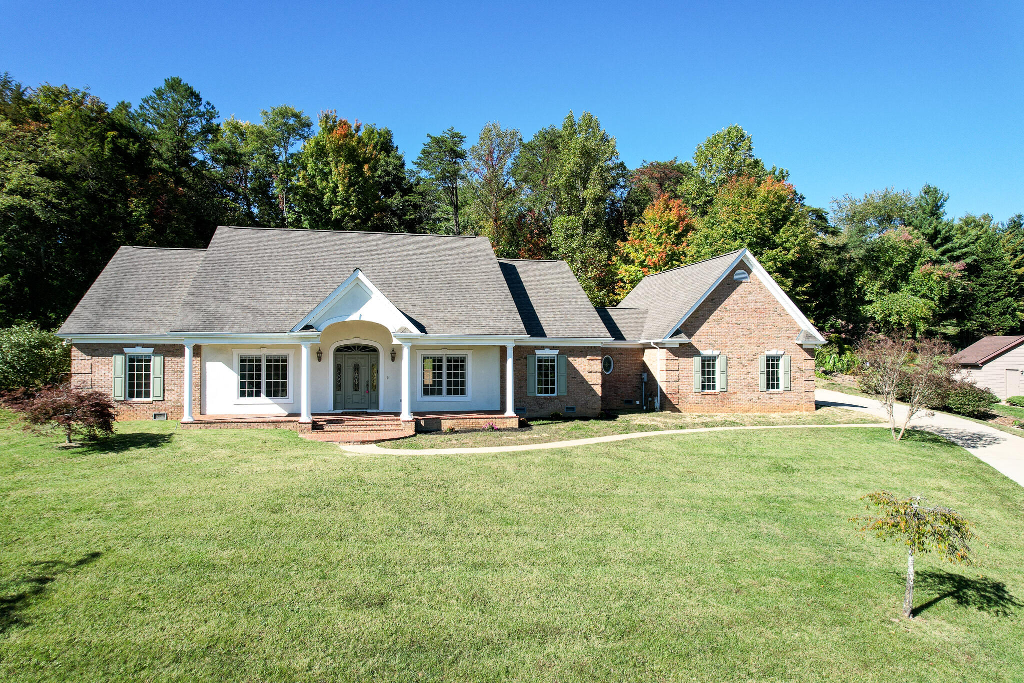 141 Grapevine Trail, Greeneville, TN 37745 Compass