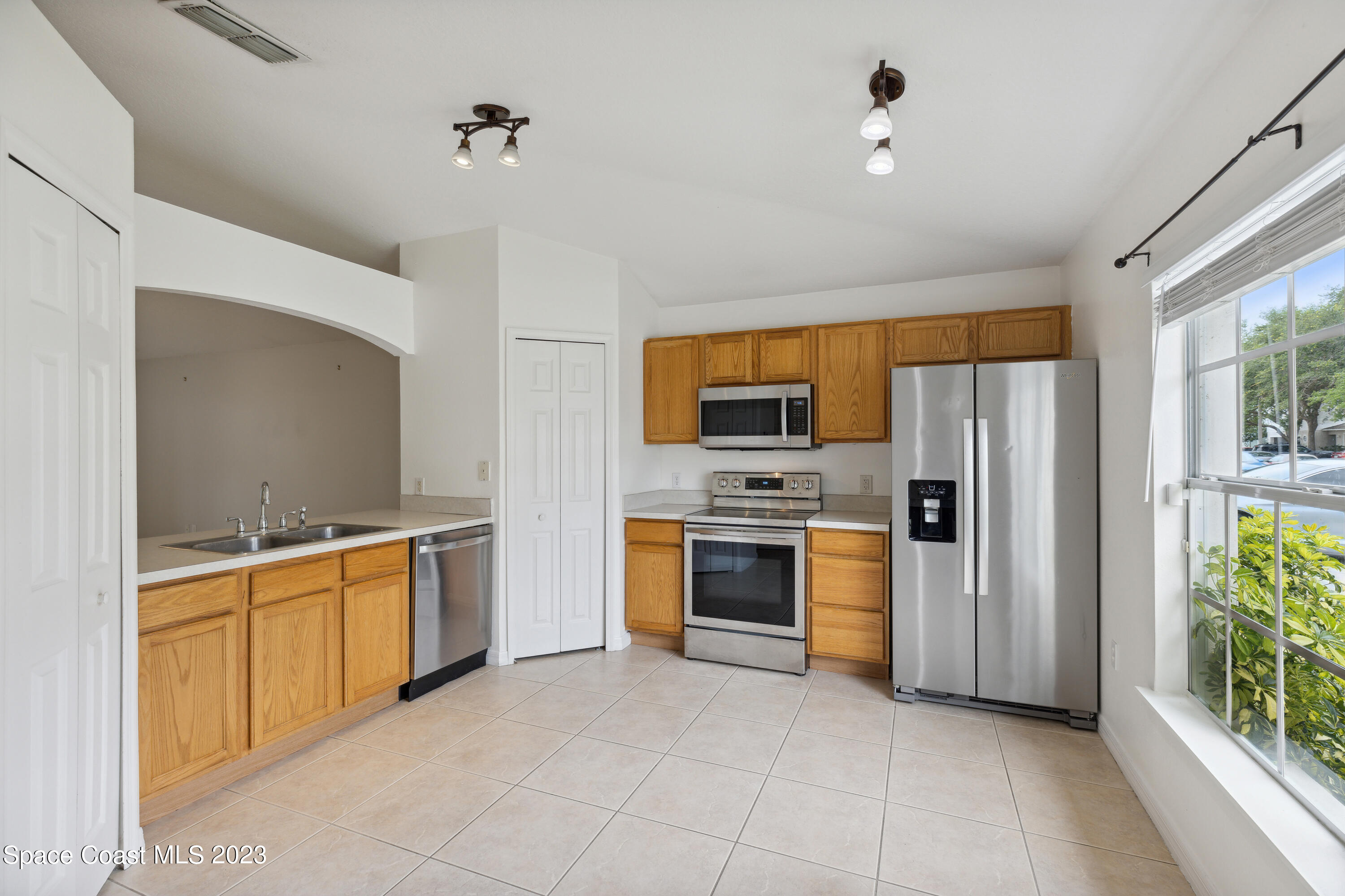 4625 Elena Way Melbourne, FL 32934 - Photo 4 of 26 10-4625-Elena-Way-Melbourne-FL-32934-Win