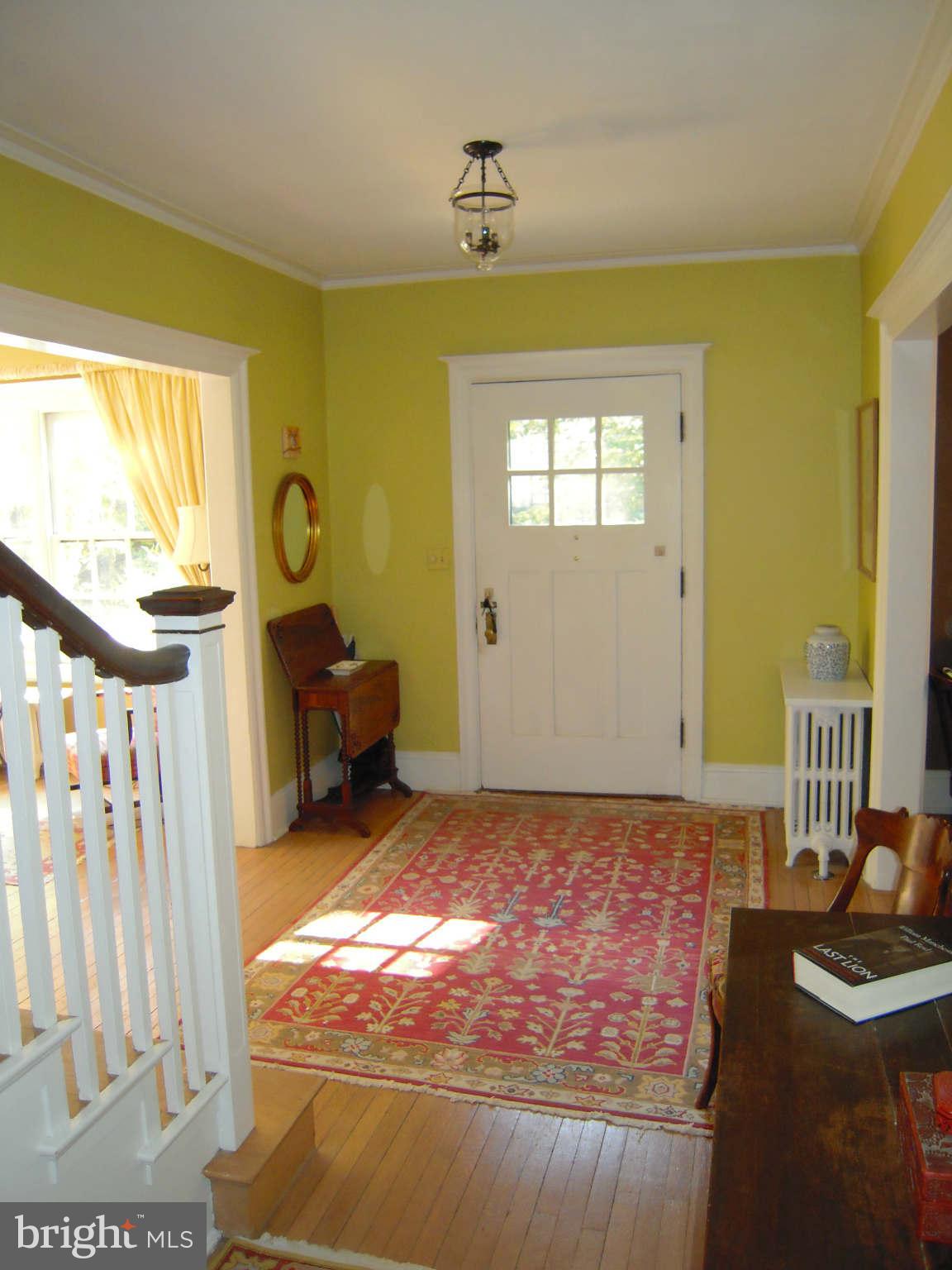 10 Elmwood Road Baltimore, MD 21210 - Photo 3 of 26 Entrance Hall
