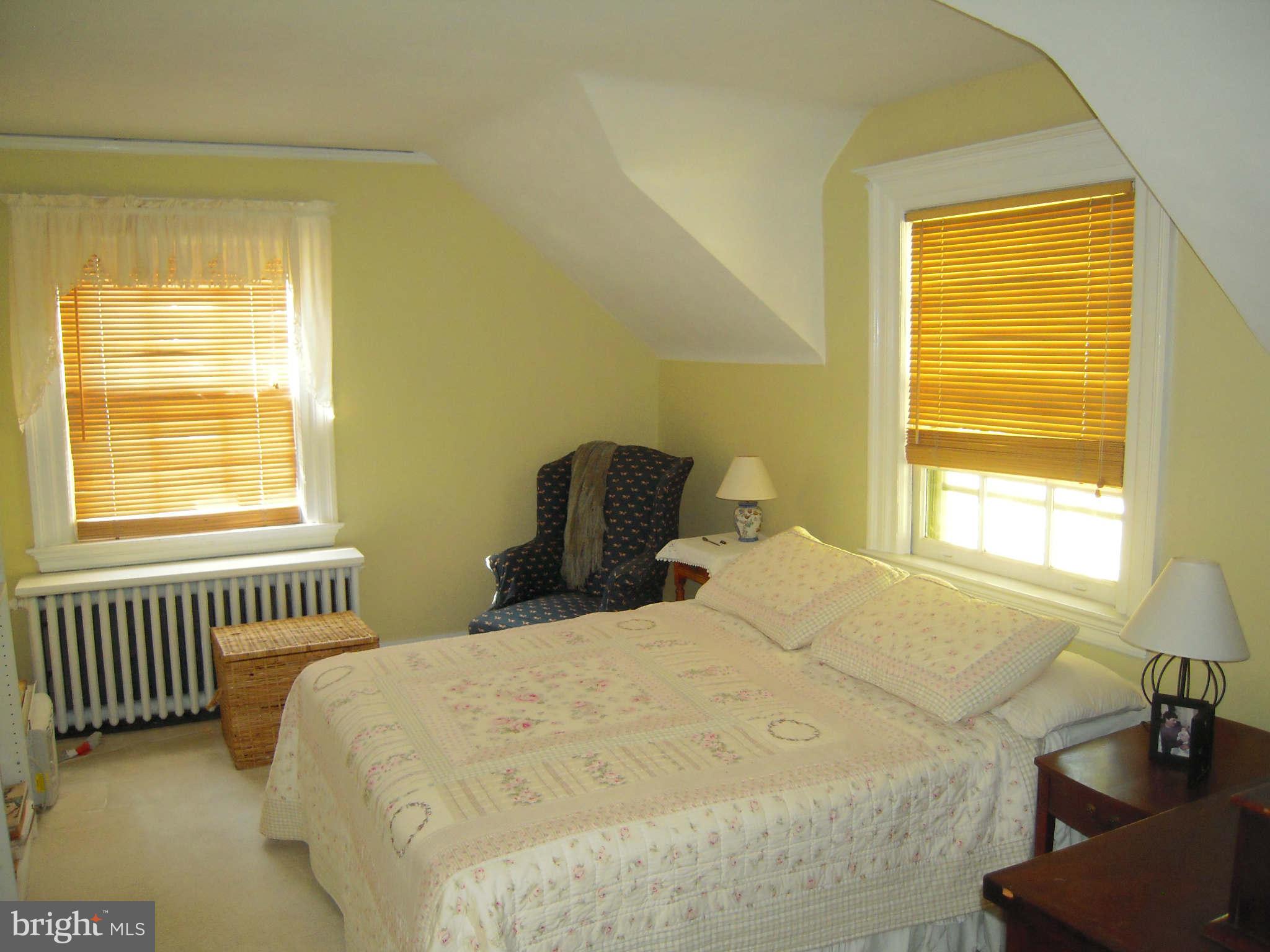 10 Elmwood Road Baltimore, MD 21210 - Photo 22 of 26 Bedroom #2