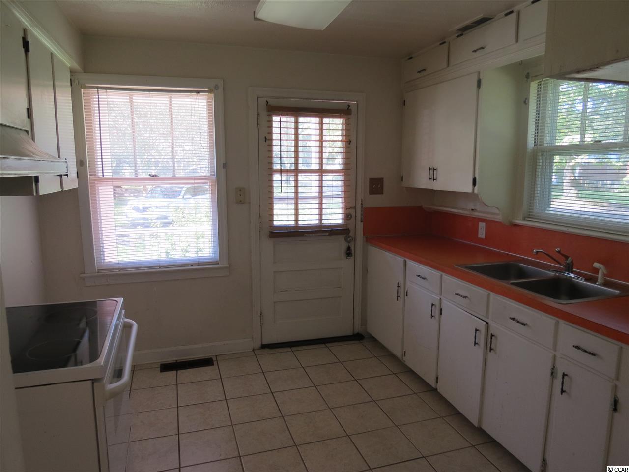 1209 Saville Street Georgetown, SC 29440 - Photo 13 of 40