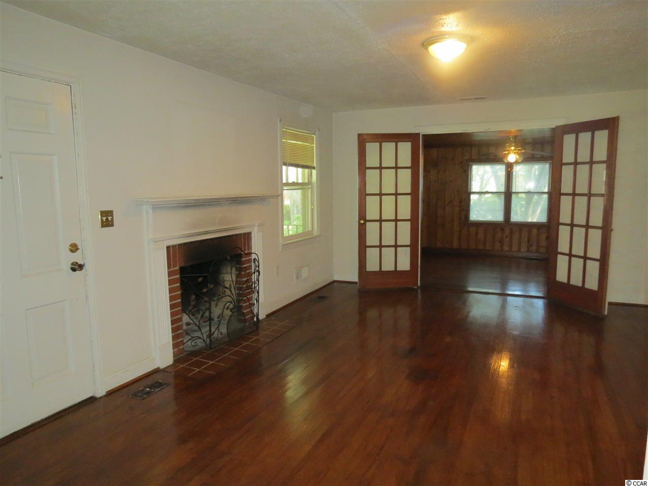 1209 Saville Street Georgetown, SC 29440 - Photo 5 of 40