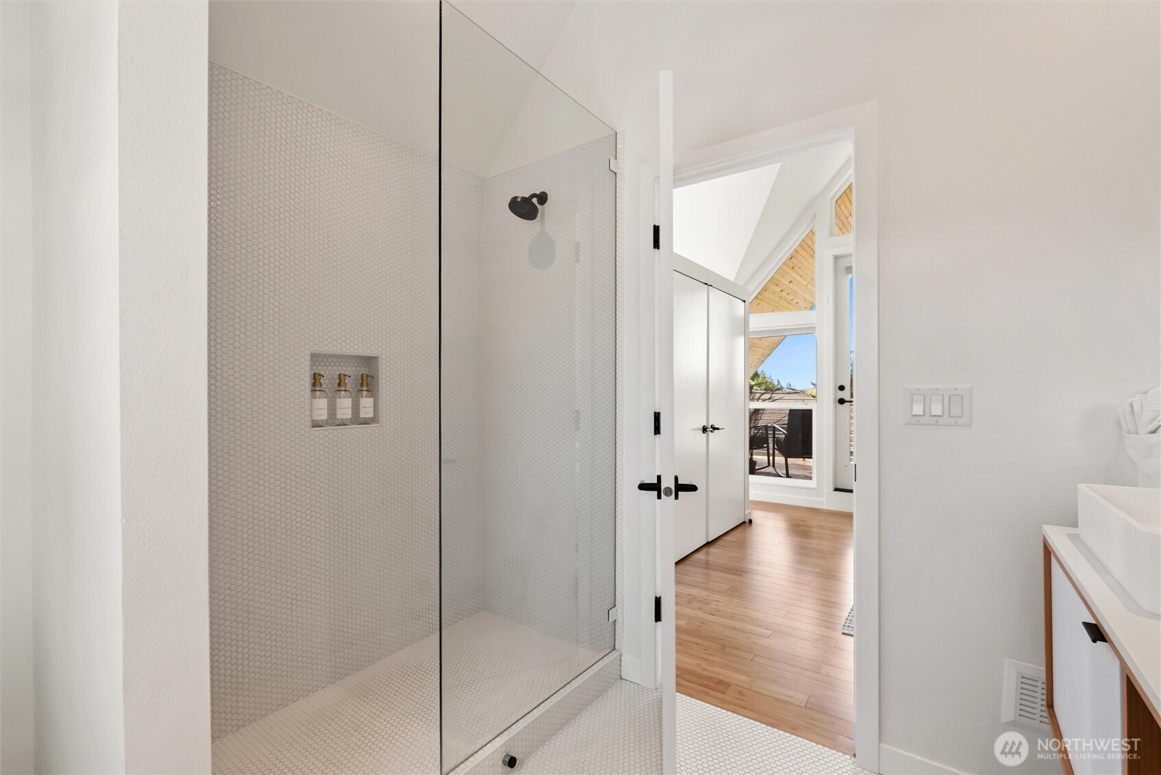 1821 South Lane Street Seattle, WA 98144 - Photo 24 of 29