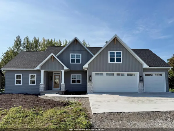 $799,900 | W5875 Delta Drive, Menasha, WI 54952