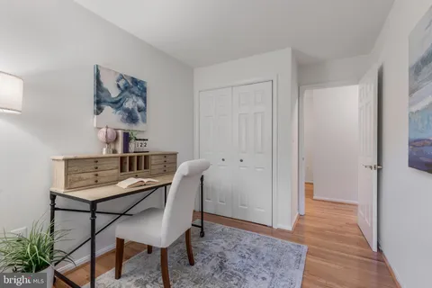 $375,000 | 2050 North Calvert Street, Unit 104, Arlington, VA 22201