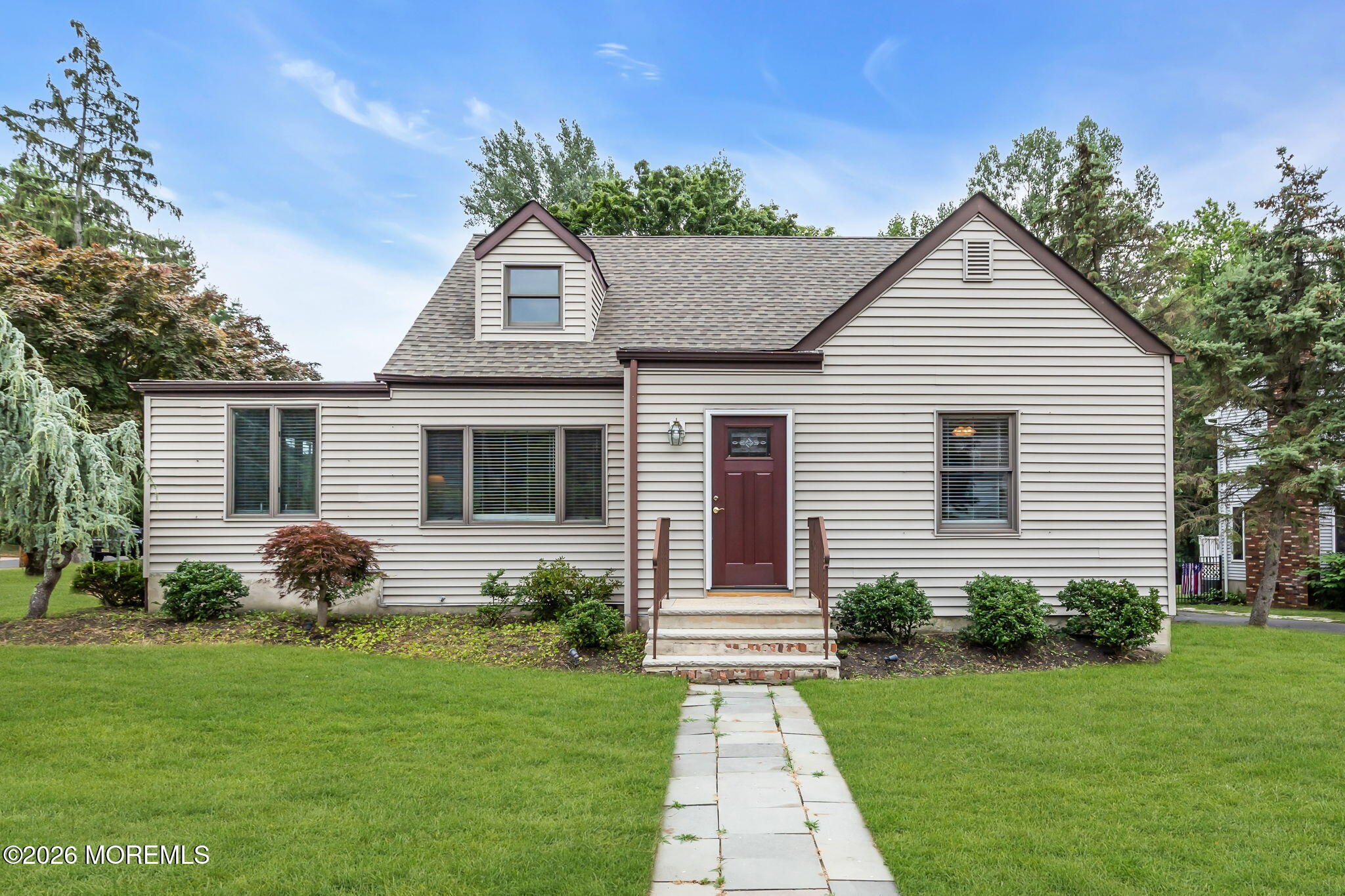 89 Oak Hill Road Middletown, NJ 07701 - Photo 1 of 62 1-web-or-mls-3F1A2768-1b