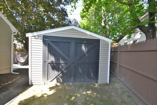 41 Dell Avenue Worcester, MA 01604 - Photo 16 of 17