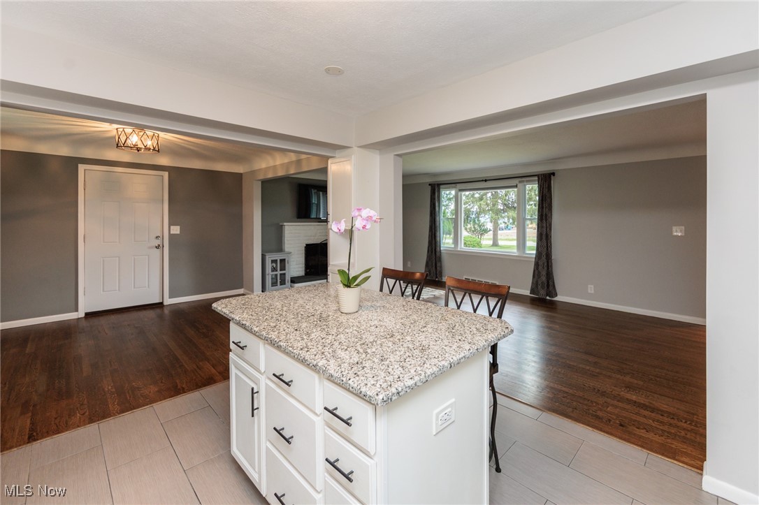 6110 Crossview Road Independence, OH 44131 - Photo 13 of 48