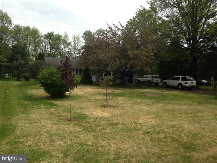 2235 Lenhart Road Colmar, PA 18915 - Photo 2 of 21 Gallery Image 2