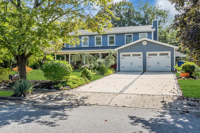 $729,000 | 94 Rolling Hills Court, Toms River, NJ 08755