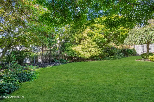 $729,000 | 94 Rolling Hills Court, Toms River, NJ 08755