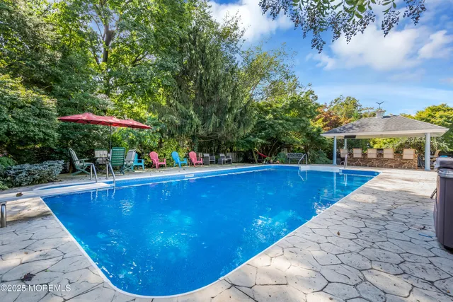 $729,000 | 94 Rolling Hills Court, Toms River, NJ 08755